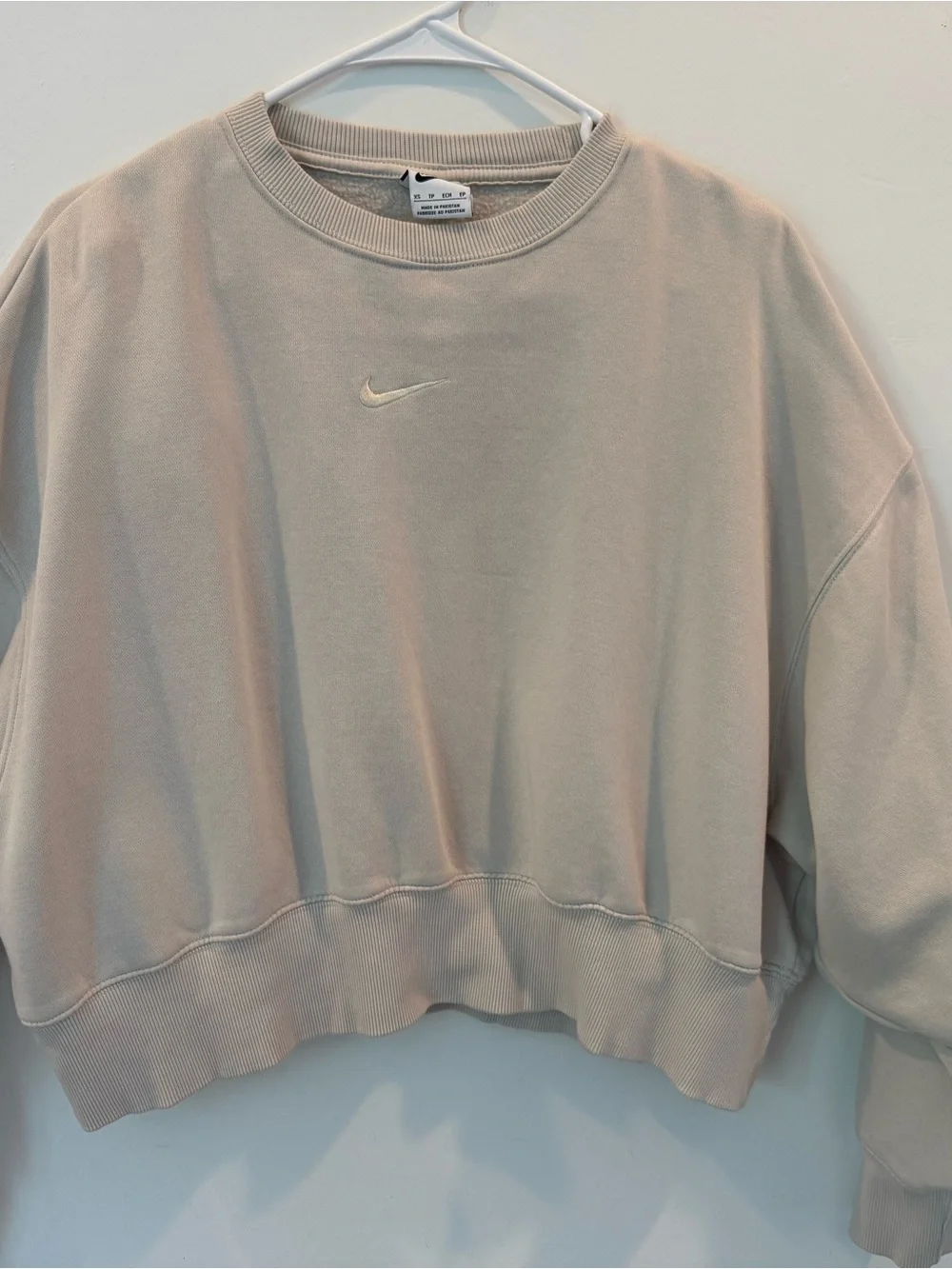 Nike Light Beige Cropped Crew Sweatshirt